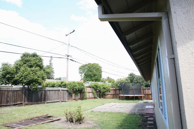 641 S West Lincoln Road, Stockton, CA 95207