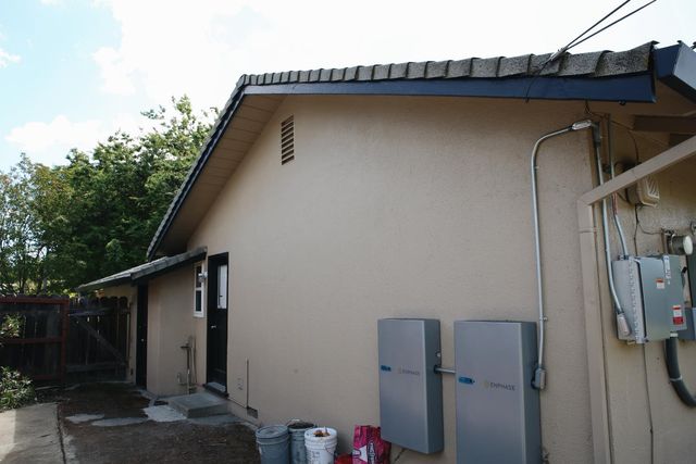 641 S West Lincoln Road, Stockton, CA 95207