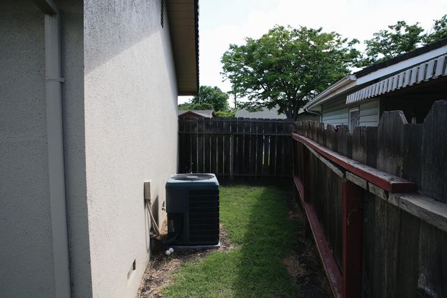 641 S West Lincoln Road, Stockton, CA 95207