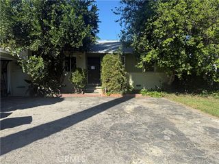 19131 Lanark, Reseda (los Angeles), CA 91335