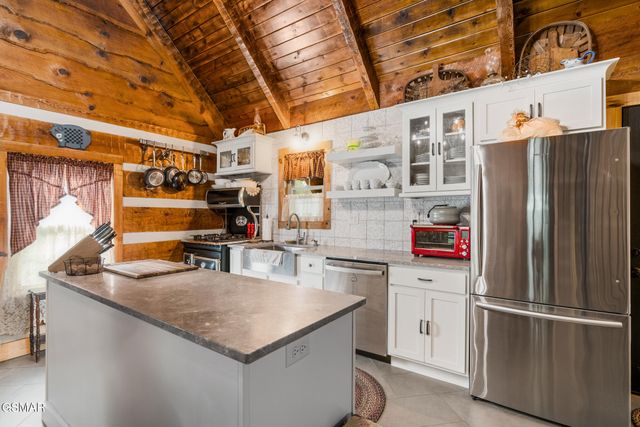 1303 Witt Hollow Rd., Sevierville, TN 37862