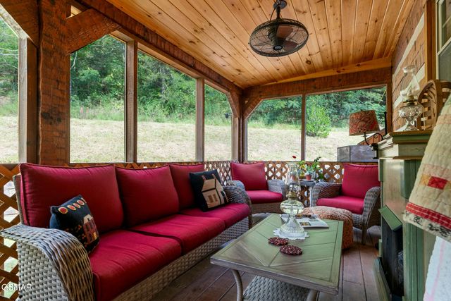 1303 Witt Hollow Rd., Sevierville, TN 37862