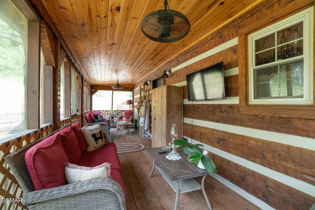 1303 Witt Hollow Rd., Sevierville, TN 37862