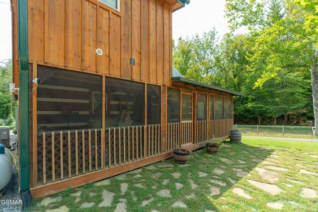 1303 Witt Hollow Rd., Sevierville, TN 37862