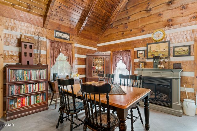 1303 Witt Hollow Rd., Sevierville, TN 37862