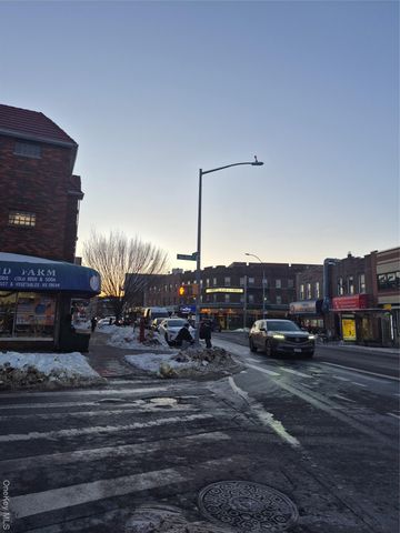 8604 Grand Avenue 2D, Elmhurst, NY 11373