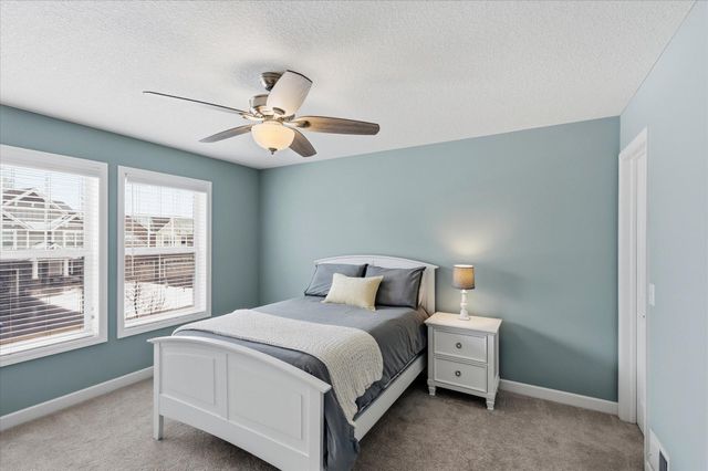 3721 Strawberry Lane, Chanhassen, MN 55331