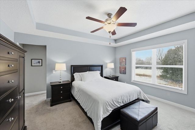 3721 Strawberry Lane, Chanhassen, MN 55331