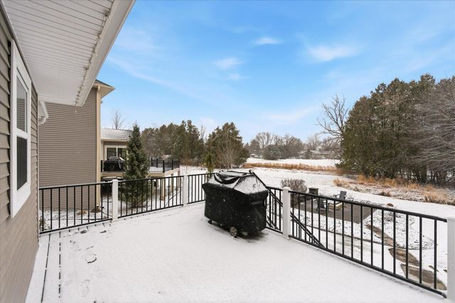 3721 Strawberry Lane, Chanhassen, MN 55331