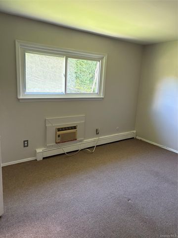 4 Fishkill Glen Drive C, Fishkill, NY 12524