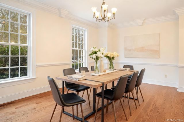 11 Lost Nations Road, Pound Ridge, NY 10576