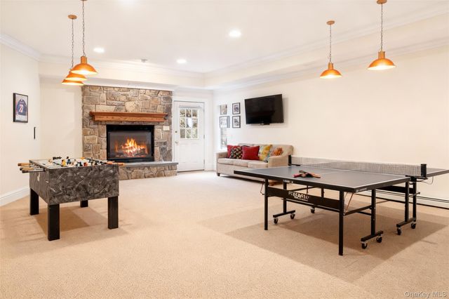 11 Lost Nations Road, Pound Ridge, NY 10576