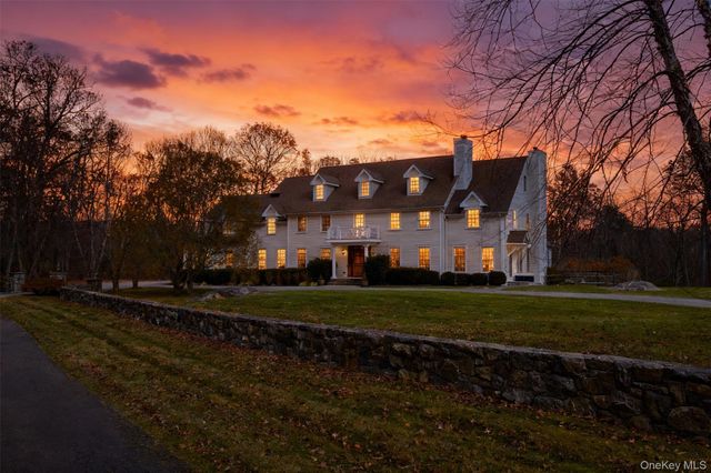 11 Lost Nations Road, Pound Ridge, NY 10576