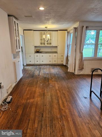 44 DEVON RD, Mount Holly, NJ 08060