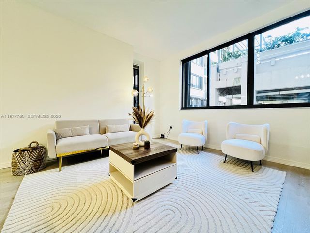 540 Brickell Key Dr 202, Miami, FL 33131