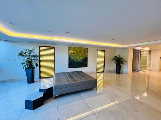 540 Brickell Key Dr 202, Miami, FL 33131