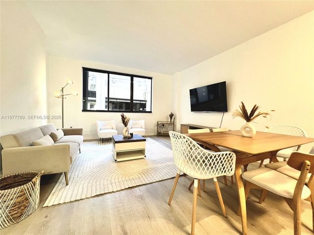 540 Brickell Key Dr 202, Miami, FL 33131