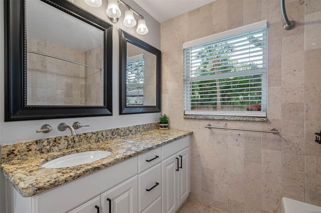 5104 W CLEVELAND STREET, Tampa, FL 33609