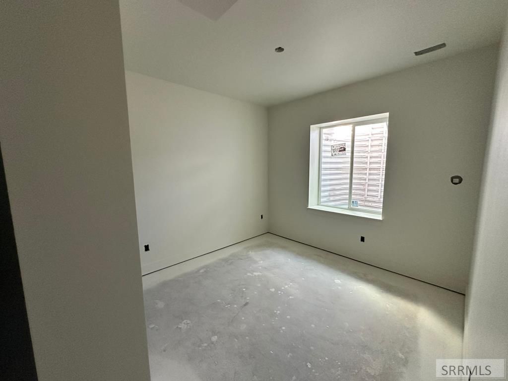 Image 23 of property listing at 672 S Cutler Avenue, Sugar City, ID 83448