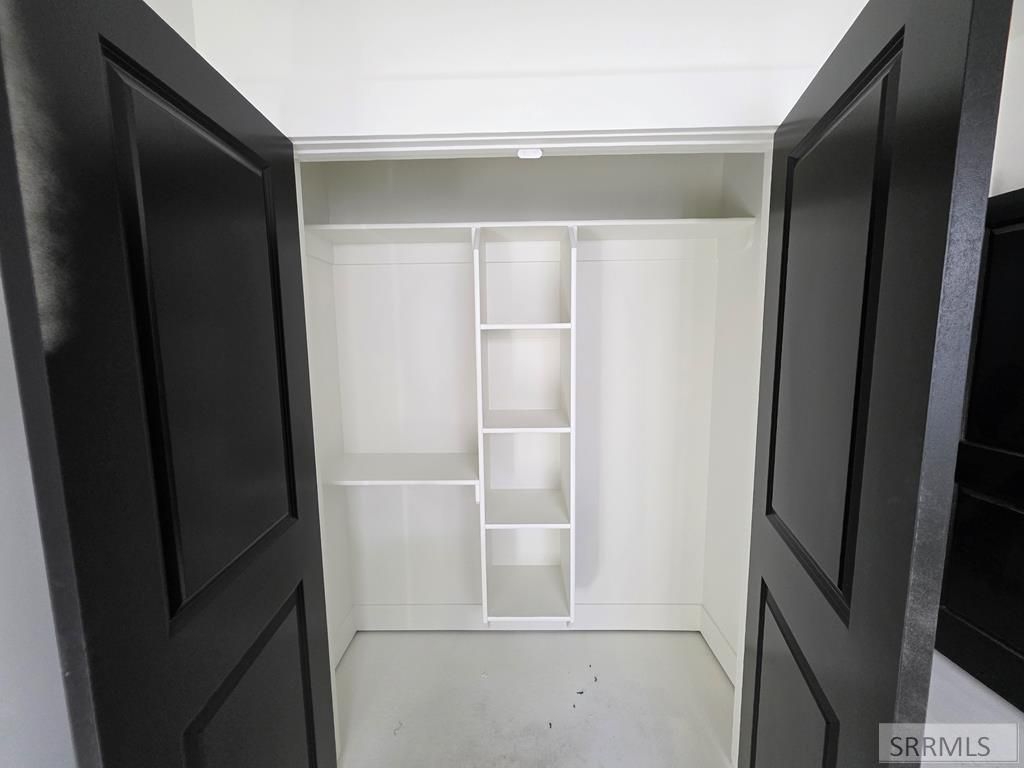 Image 29 of property listing at 672 S Cutler Avenue, Sugar City, ID 83448