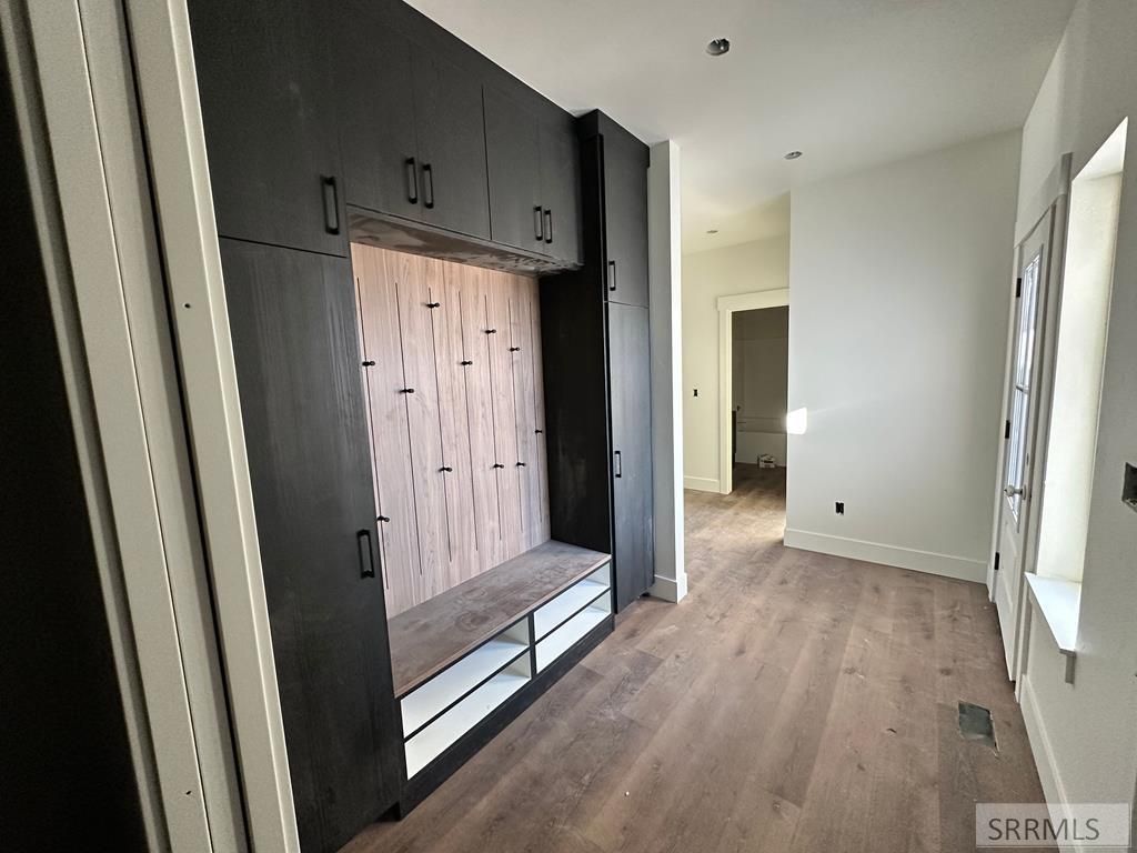 Image 4 of property listing at 672 S Cutler Avenue, Sugar City, ID 83448