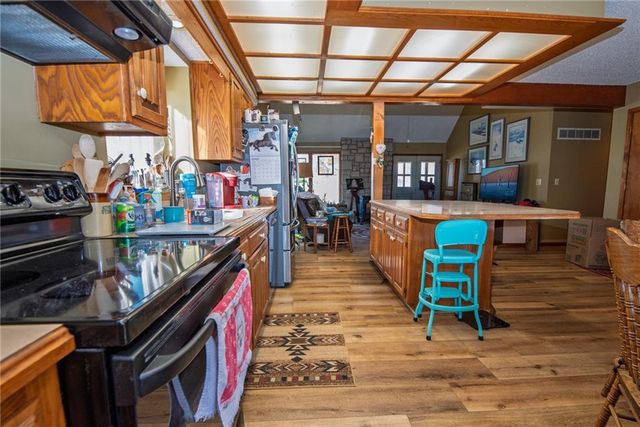 33108 E Hammond Road, Lone Jack, MO 64070