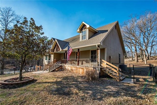33108 E Hammond Road, Lone Jack, MO 64070
