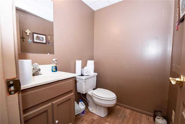 33108 E Hammond Road, Lone Jack, MO 64070