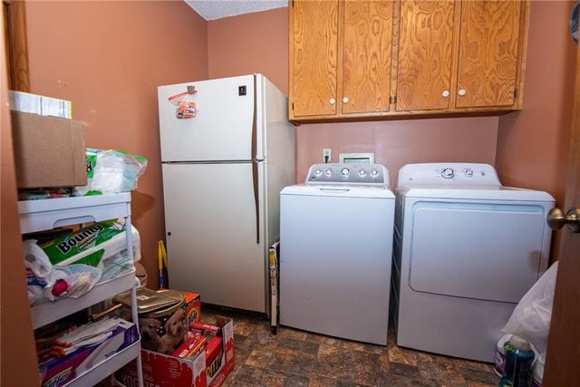 33108 E Hammond Road, Lone Jack, MO 64070