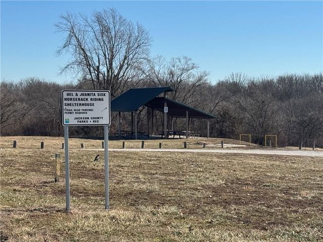 33108 E Hammond Road, Lone Jack, MO 64070