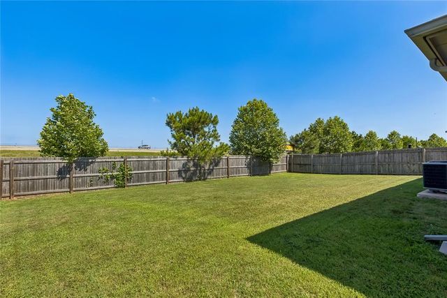 3440 Pagoda Pead Drive, Yukon, OK 73099