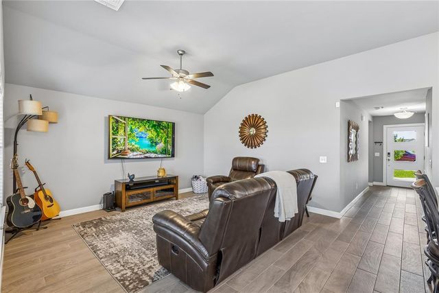 3440 Pagoda Pead Drive, Yukon, OK 73099
