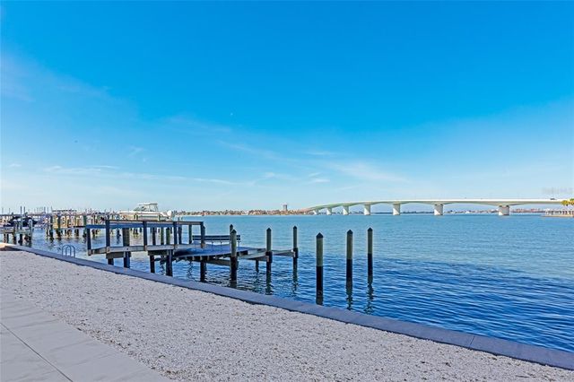 226 GOLDEN GATE POINT 64, Sarasota, FL 34236
