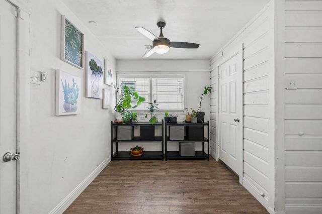 411 E Tucker Boulevard, Arlington, TX 76010