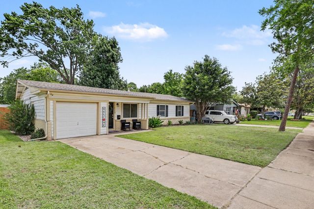 411 E Tucker Boulevard, Arlington, TX 76010