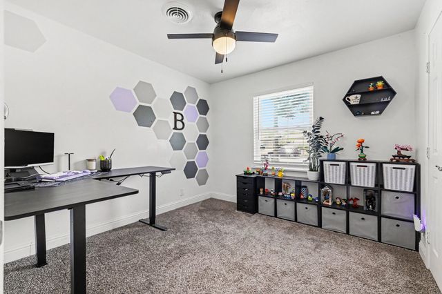 411 E Tucker Boulevard, Arlington, TX 76010