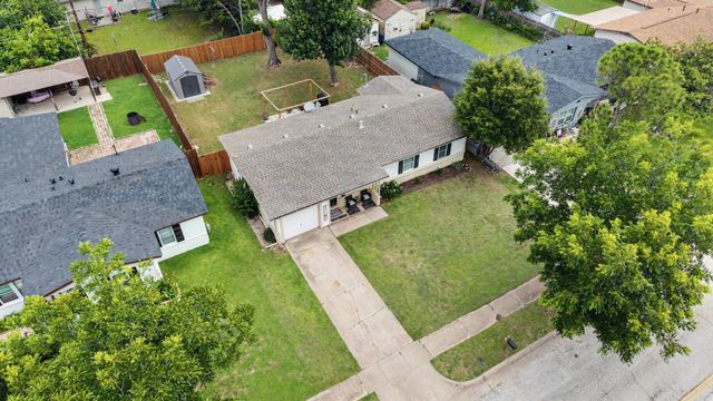 411 E Tucker Boulevard, Arlington, TX 76010