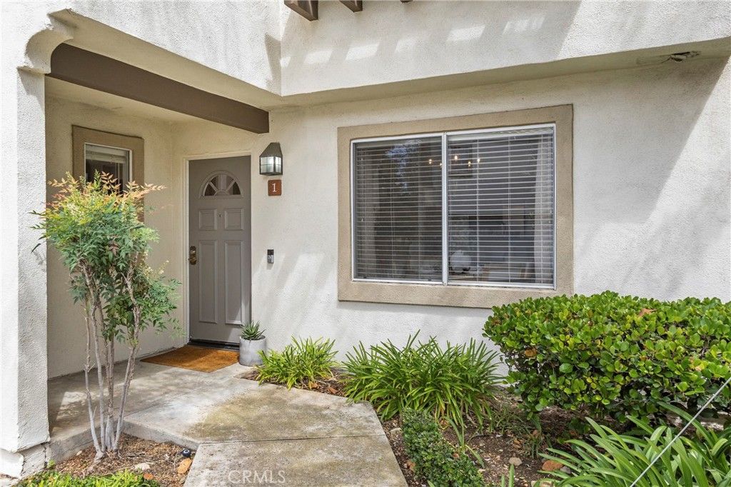 Image 5 of property listing at 1 Via Garceta, Rancho Santa Margarita, CA 92688