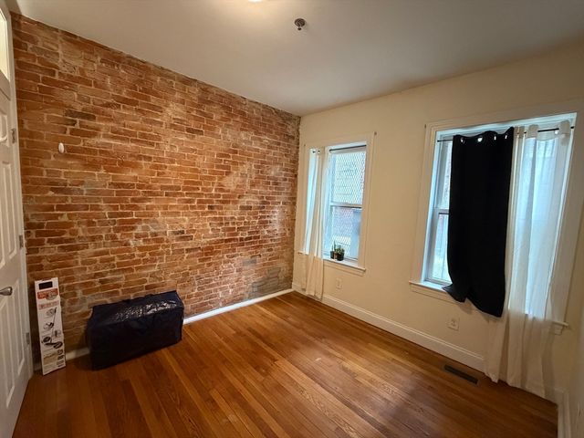 830 Huntington Ave 1, Boston, MA 02115