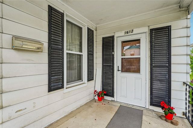 1612 Hanna St, New Castle, PA 16102