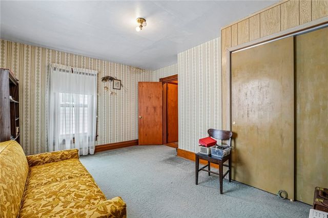 1612 Hanna St, New Castle, PA 16102