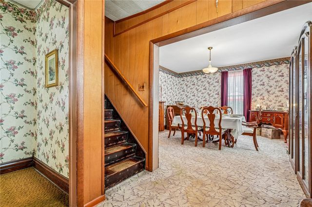 1612 Hanna St, New Castle, PA 16102