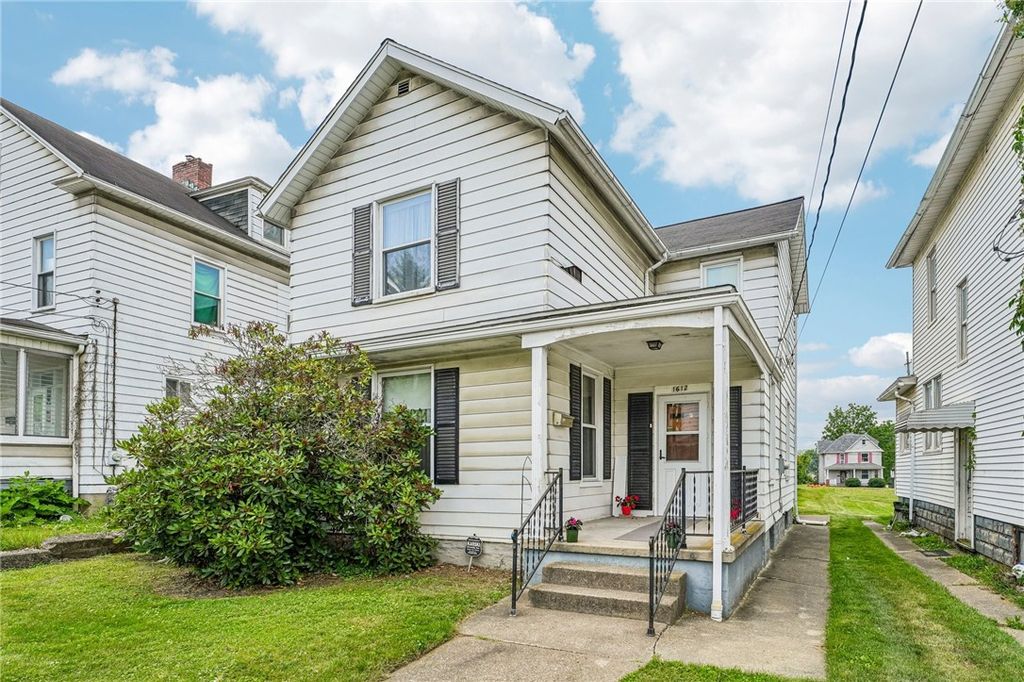 1612 Hanna St, New Castle, PA 16102