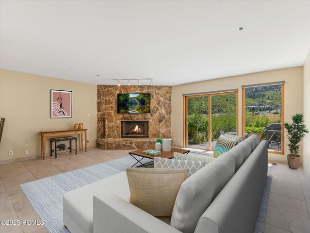 1574 N Deer Valley Drive N Drive, Park City, UT 84060