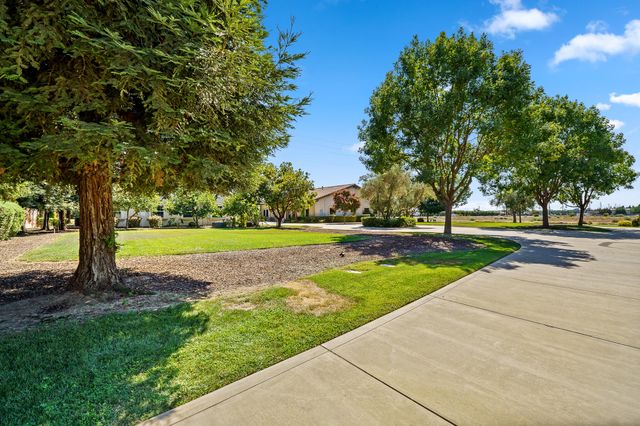 Parcel 3 Stover/ Caldwell, Visalia, CA 93292