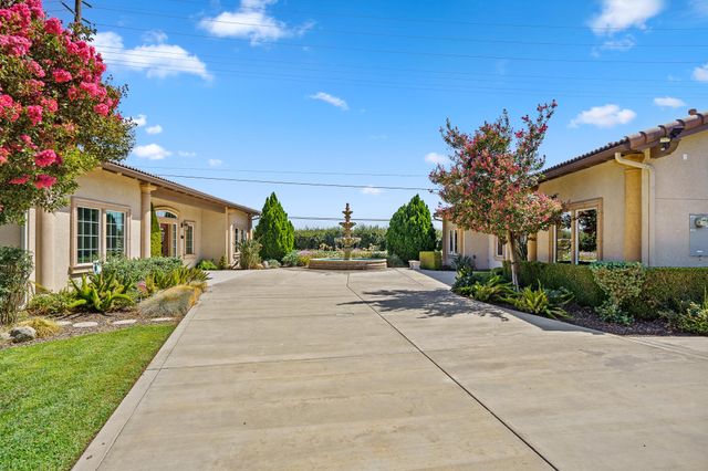 Parcel 3 Stover/ Caldwell, Visalia, CA 93292