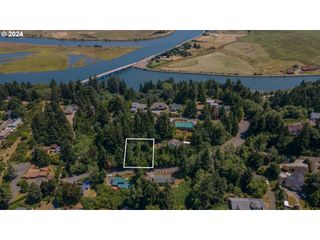 0 17th Ave 2600, Coos Bay, OR 97420