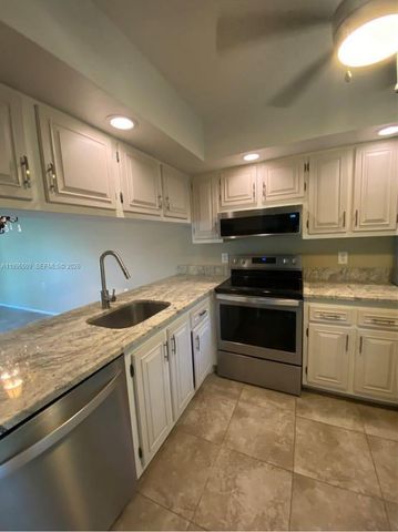 2703 Nassau Bend E2, Coconut Creek, FL 33066