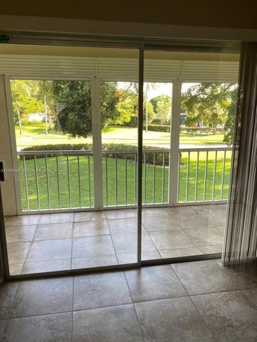 2703 Nassau Bend E2, Coconut Creek, FL 33066