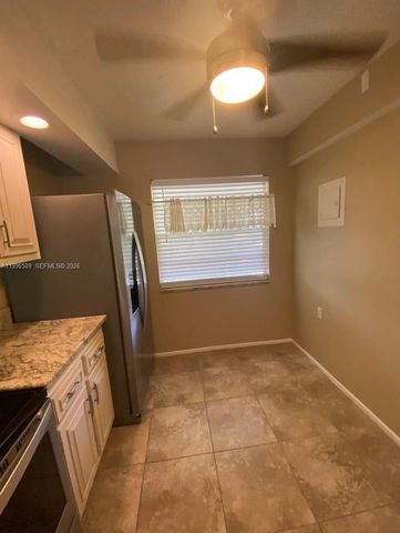 2703 Nassau Bend E2, Coconut Creek, FL 33066